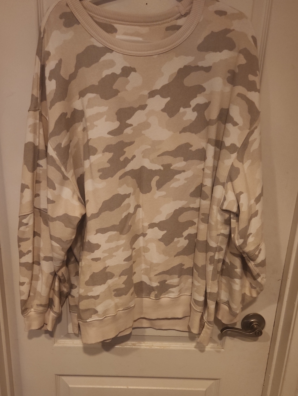 AERIE Camo Crewneck Sweatshirt in Beige & Cream